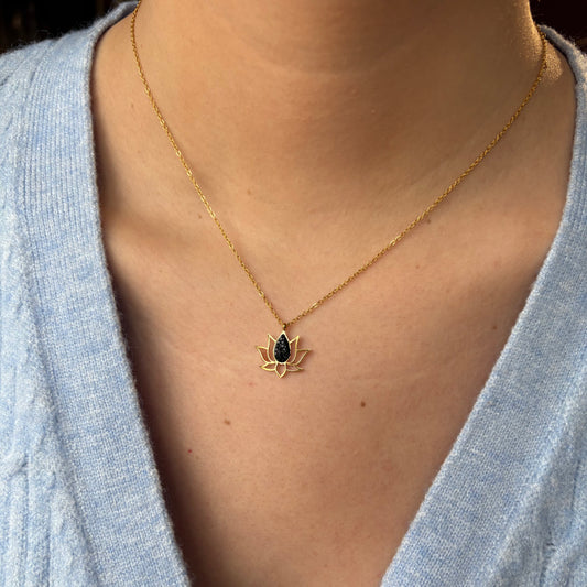 COLLIER - LOTUS NOIR